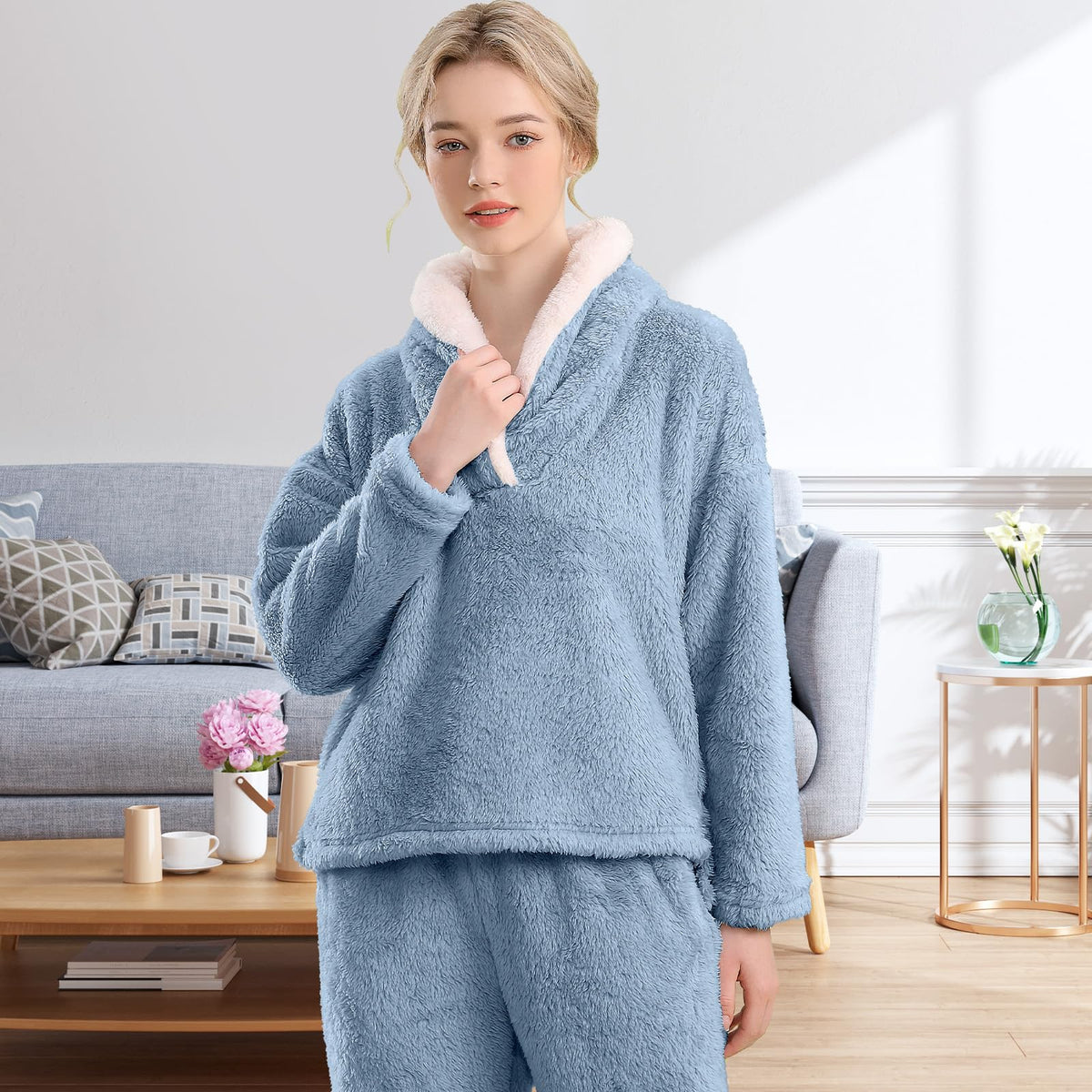 BOSECETA Fluffy Pajamas Set for Women dark blue pants detail