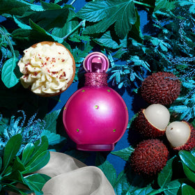 Britney Spears Fantasy Eau De Parfum packaging with details