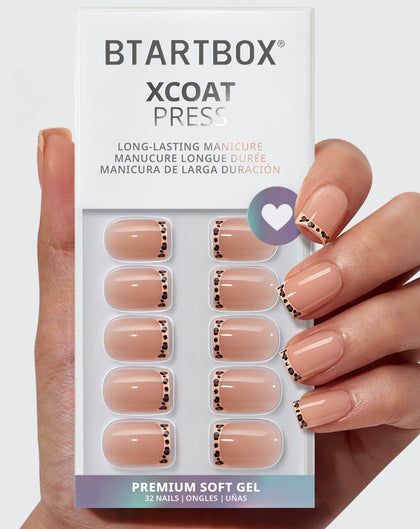 BTArtbox Press On Nails Dangerous Game Short Square front view