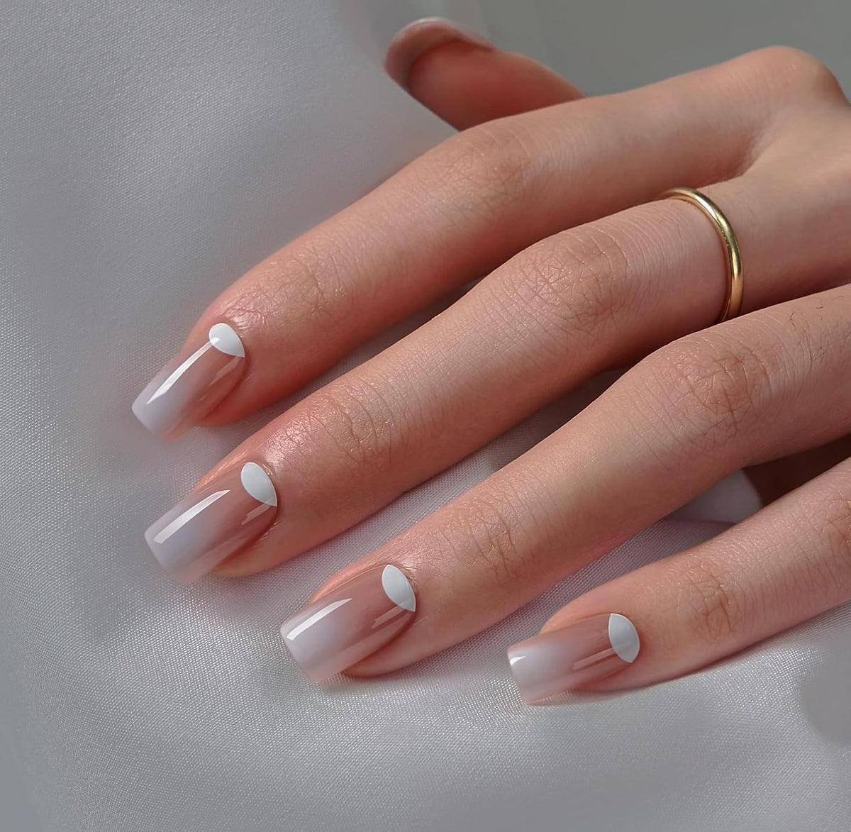 BTArtbox Press On Nails Short Square Nude Ombre packaging
