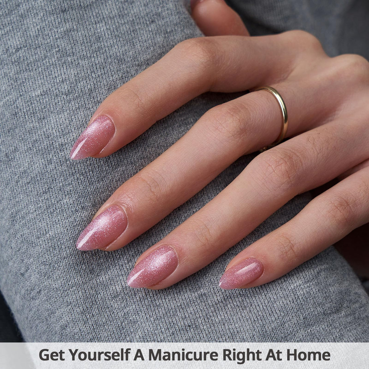 BTArtbox Press On Nails Spring Charm Short Almond packaging