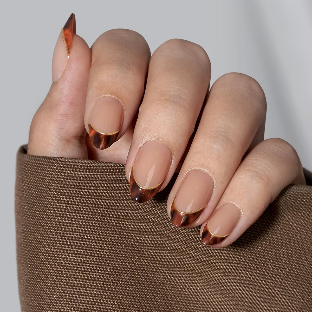 BTArtbox Tortoise Shell Press On Nails packaging