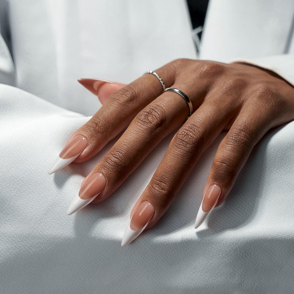 BTARTBOXNAILS packaging of White French Tip Press On Nails