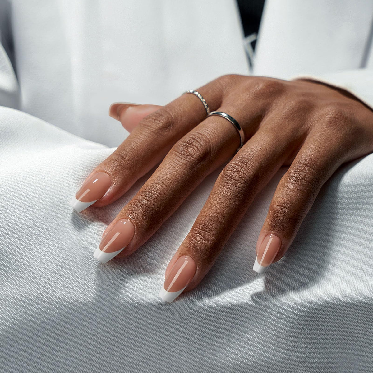 BTARTBOXNAILS White French Tip Press On Nails packaging