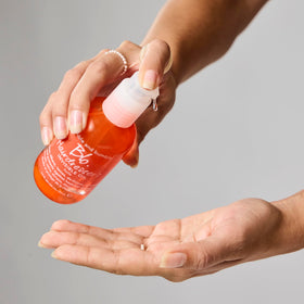 Bumble and bumble. Hairdresser's Invisible Oil in hand for travel