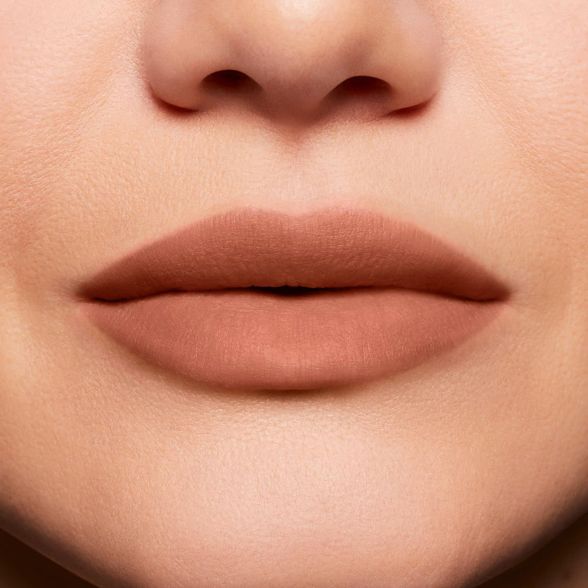 Buxom Full-On Plumping Lip Matte Brunching applied on lips