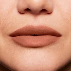 Buxom Full-On Plumping Lip Matte Brunching applied on lips