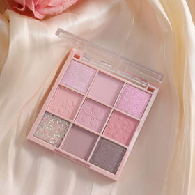 CAKAILA Light Pink Eyeshadow Palette packaging details