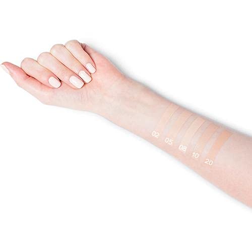 Catrice HD Liquid Coverage Foundation texture on hand
