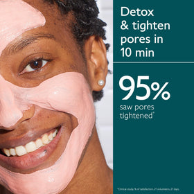 Caudalie Instant Detox Mask application on skin