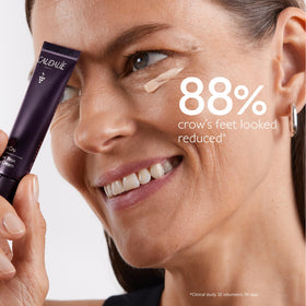 Caudalie Premier Cru Anti-Aging Eye Cream application on skin