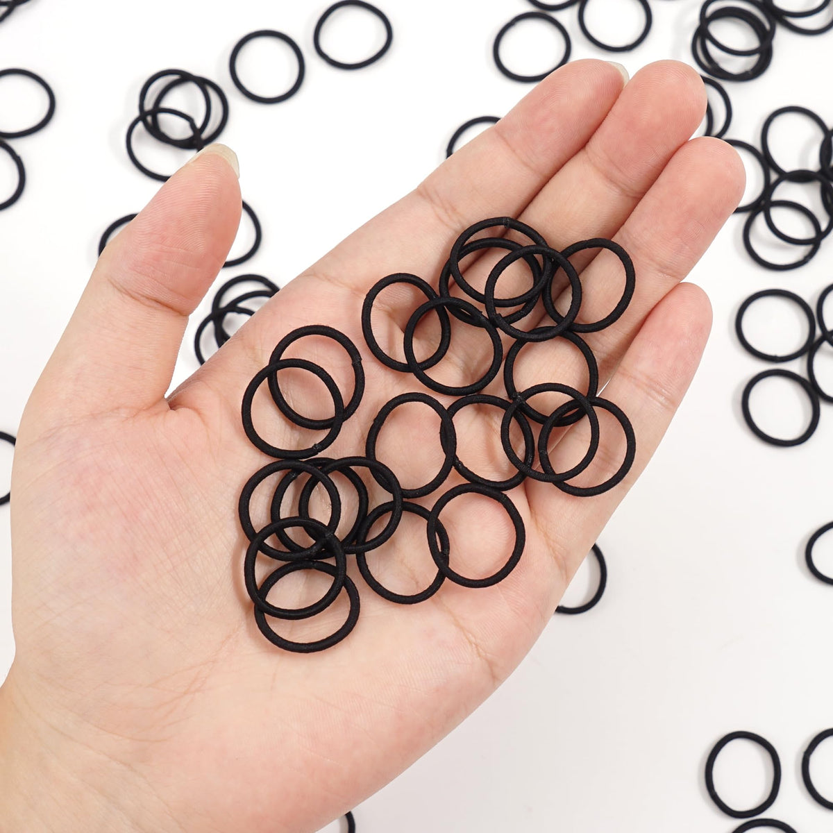 CÉLLOT elastic hair ties close-up view