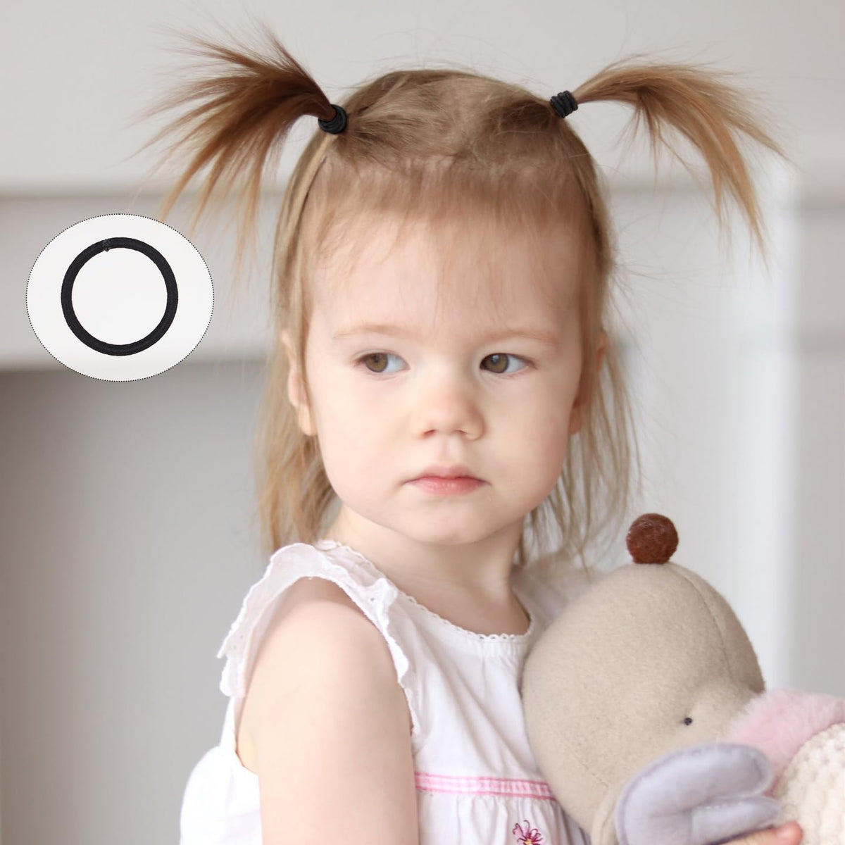 CÉLLOT hair ties displayed with other hair accessories