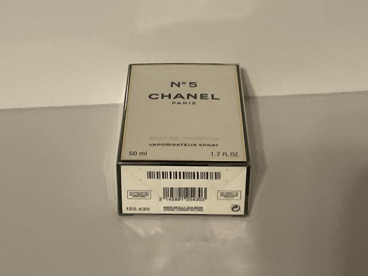 CHANEL No. 5 Eau de Parfum 1.7 oz packaging side view