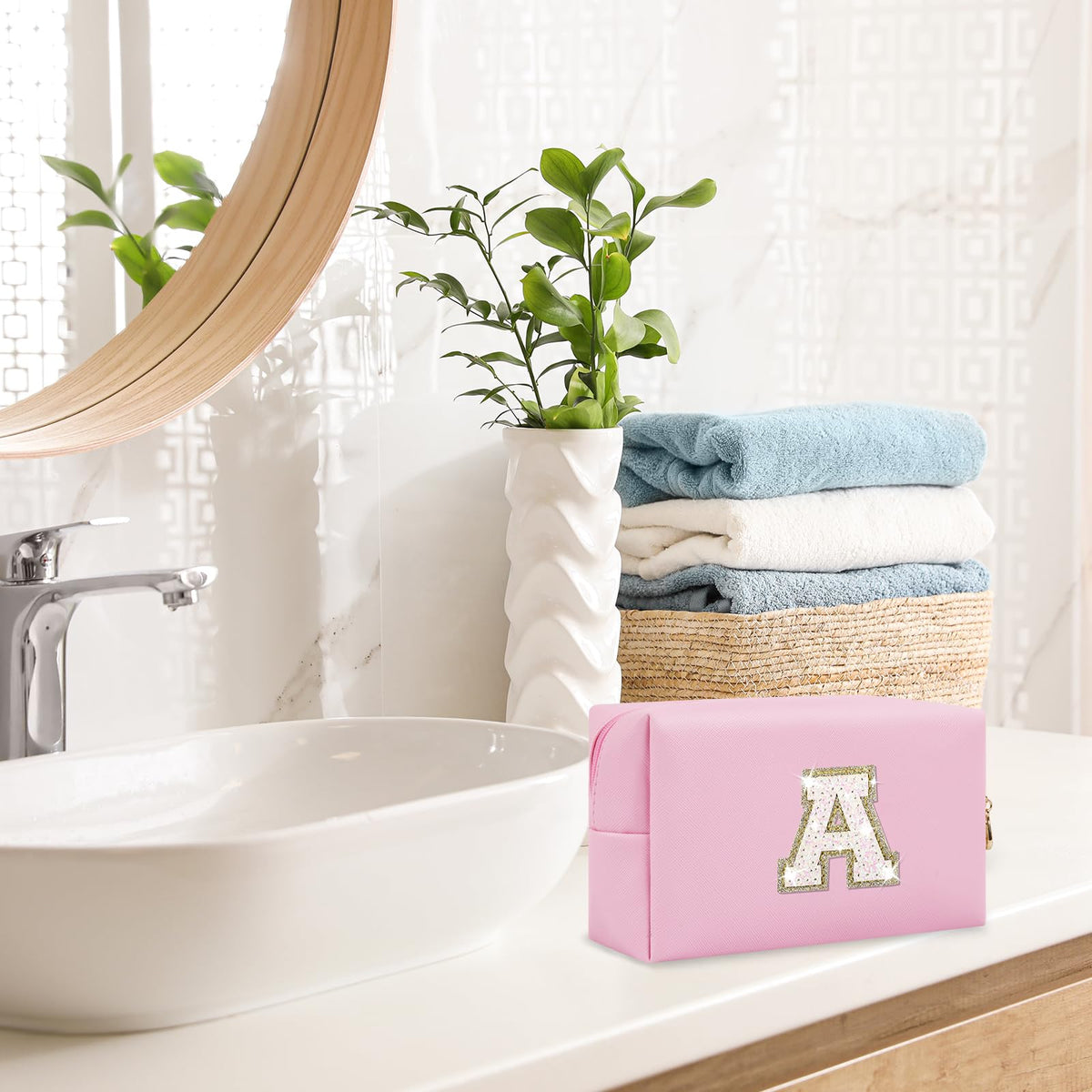 ChaoGreat pink makeup bag with double zipper and PU leather material
