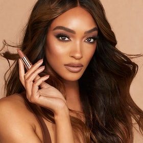 Charlotte Tilbury Matte Revolution Lipstick in Catwalking shade