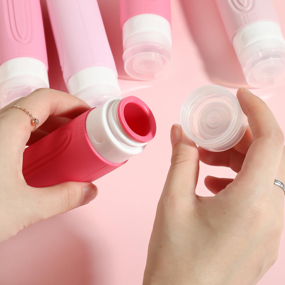 CHEODIN Travel Bottles showing leakproof design