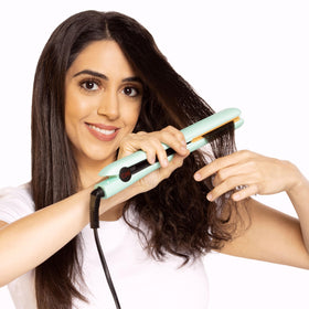 CHI Original Flat Iron Hair Straightener Mint Mojito close-up of plates