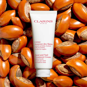 CLARINS Hand and Nail Cream application on hands
