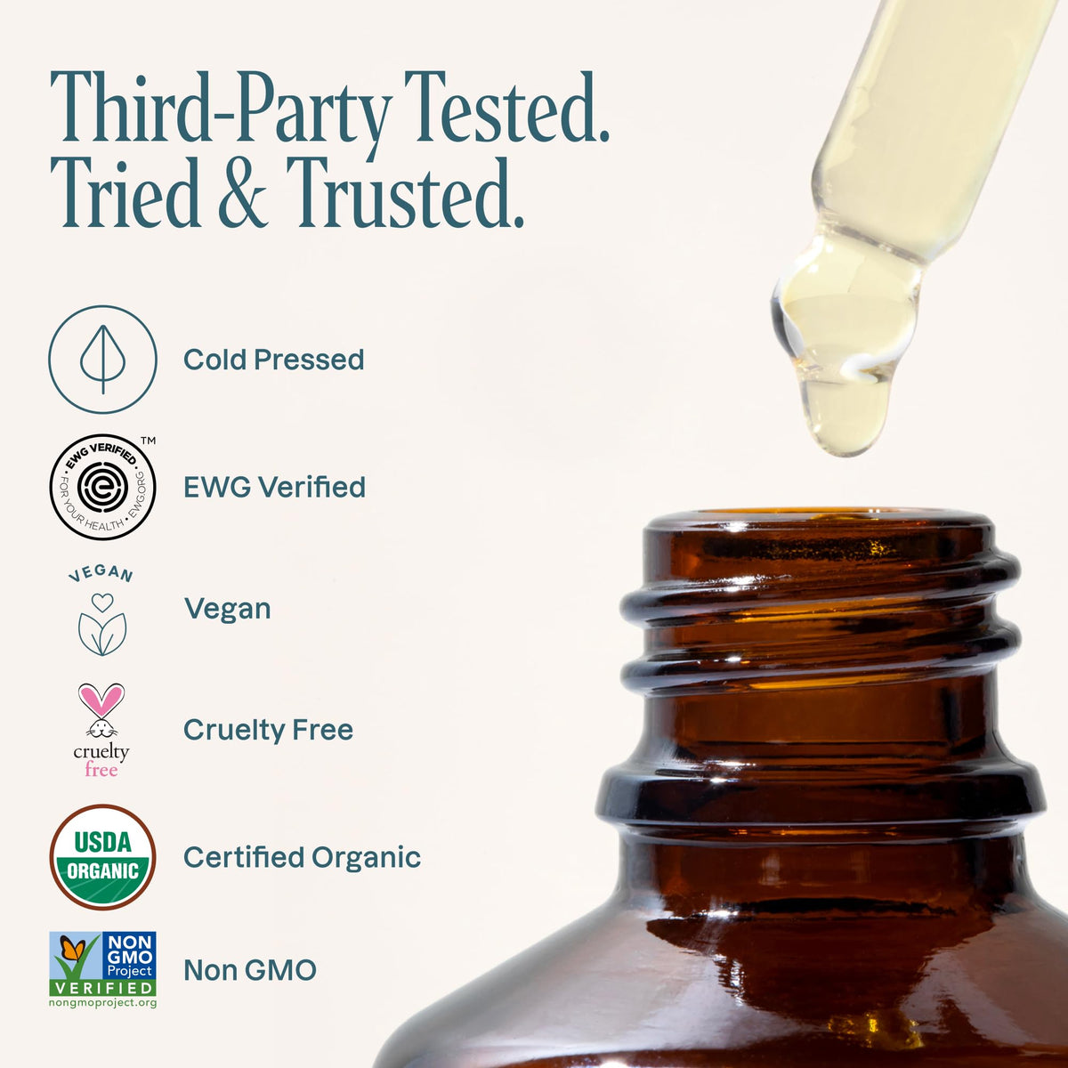Cliganic Organic Pumpkin Seed Oil bottle with label details