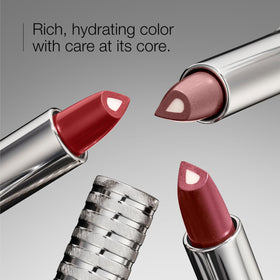 Clinique Dramatically Different Lipstick A Different Grape precision tip close-up