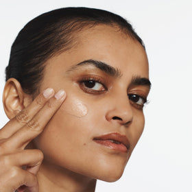 Clinique Superbalanced Oil Free Liquid Foundation bottle side view