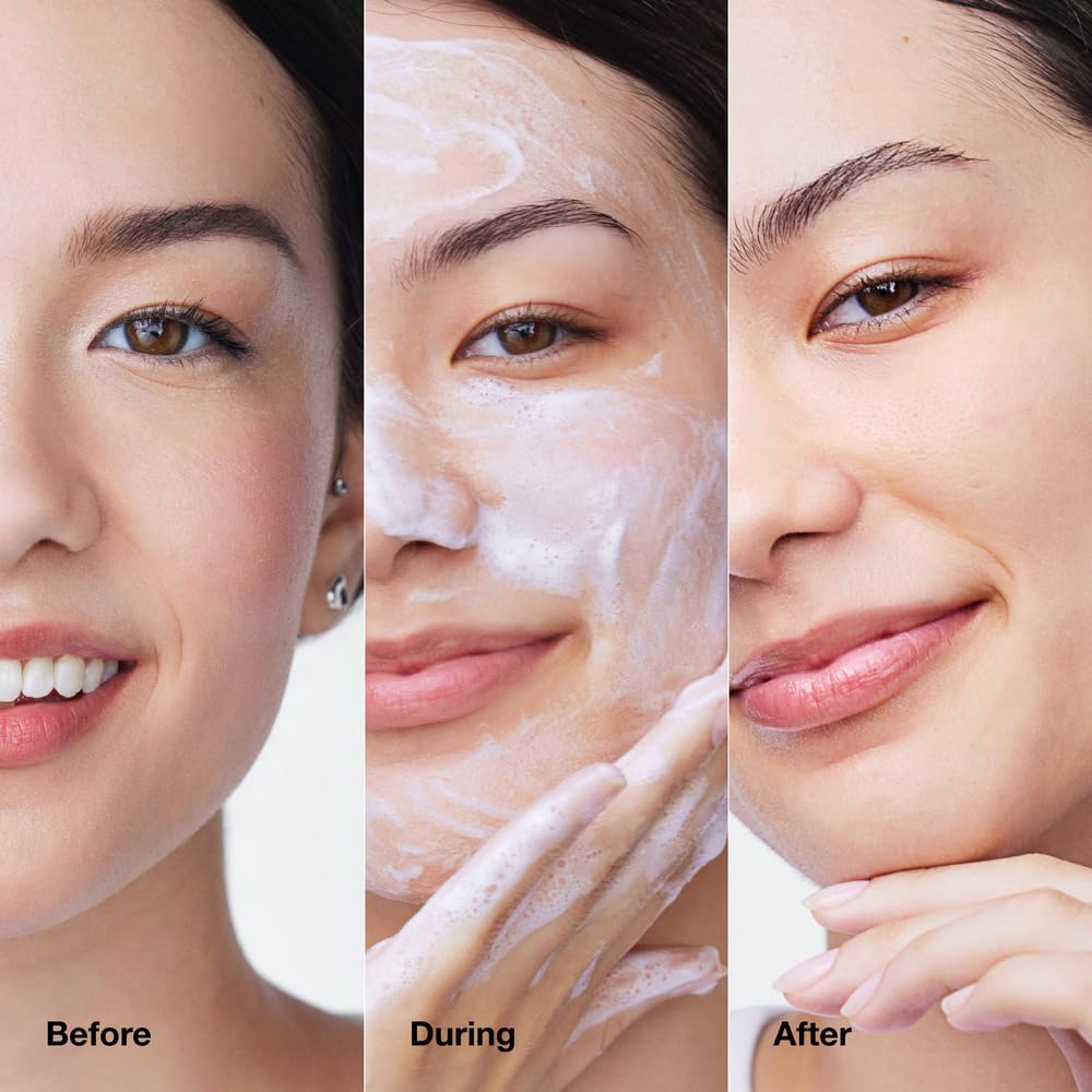 Clinique Take The Day Off Cleansing Mousse lifestyle image