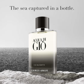 Close-up of Armani Beauty Acqua di Giò Eau de Parfum cap