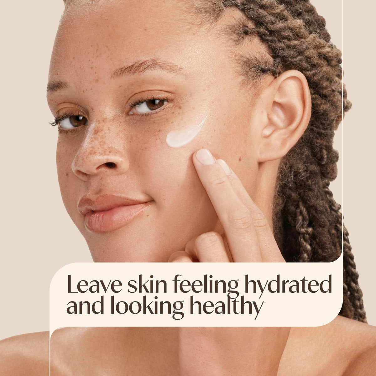 Close-up of Aveeno Daily Foaming Gel Cleanser pump
