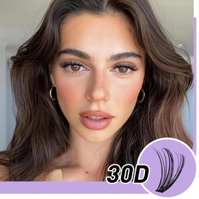 Close-up of B&Qaugen 30D and 40D lash clusters