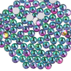 Close-up of BEADSLAND Green Volcano Rhinestones SS10 showing sparkle