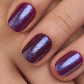 Close-up of CurvLife Extra Short Press On Nails showing gel finish