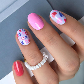 Close-up of CurvLife heart design press on nails