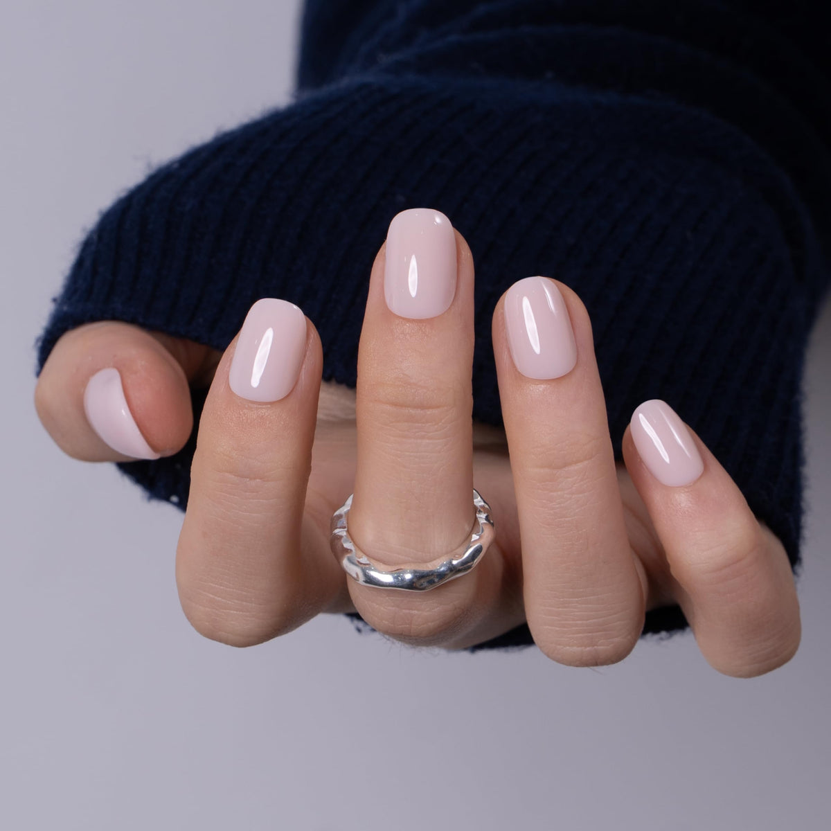 Close-up of CurvLife Short Square Press On Nails showing colour detail