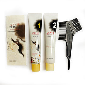 Close-up of Daeng Gi Meo Ri Medium Brown hair dye cream texture