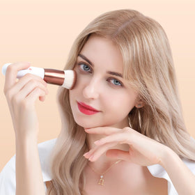 Close-up of DUcare flat top foundation brush bristles