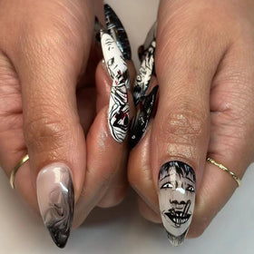Close-up of DZPGUONIZ Gothic Anime design press on nails