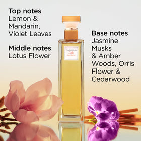Close-up of Elizabeth Arden 5th Avenue Eau de Parfum lid