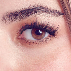 Close-up of FALSCARA WISPS showing split lash tip