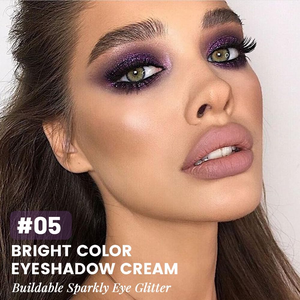 Close-up of FeiCuiYun Dark Purple Eyeshadow shades