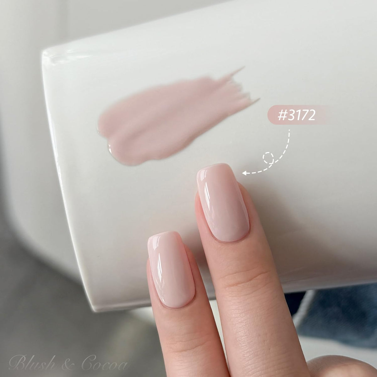 Close-up of GAOY gel nail polish bottle showing mauve colour