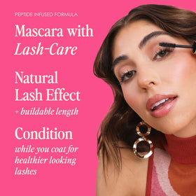 Close-up of GrandeMASCARA brush with soft and hard fibers