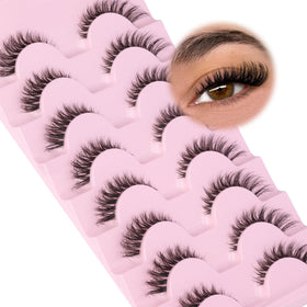 Close-up of GVEFETIEE D-Curl false eyelashes