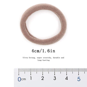 Close-up of HOYOLS microfiber hair tie in use