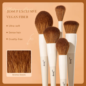 Close-up of Jessup tapered powder brush