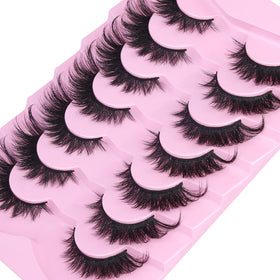 Close-up of Kiromiro Fox Eye Lashes showcasing the soft cotton band