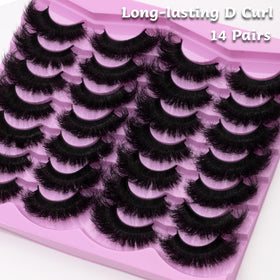 Close-up of LEAFMOON Fluffy 20mm lashes showing texture