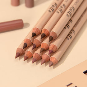 Close-up of lip liner tip demonstrating smooth application