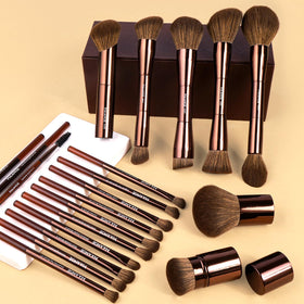 Close-up of MAANGE double-ended kabuki brushes