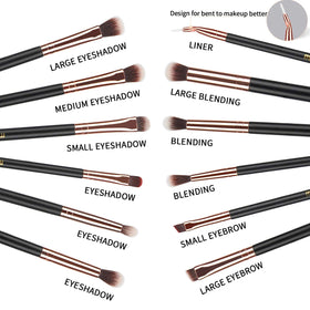 Close-up of MSQ eyeshadow brush with soft synthetic hairs
